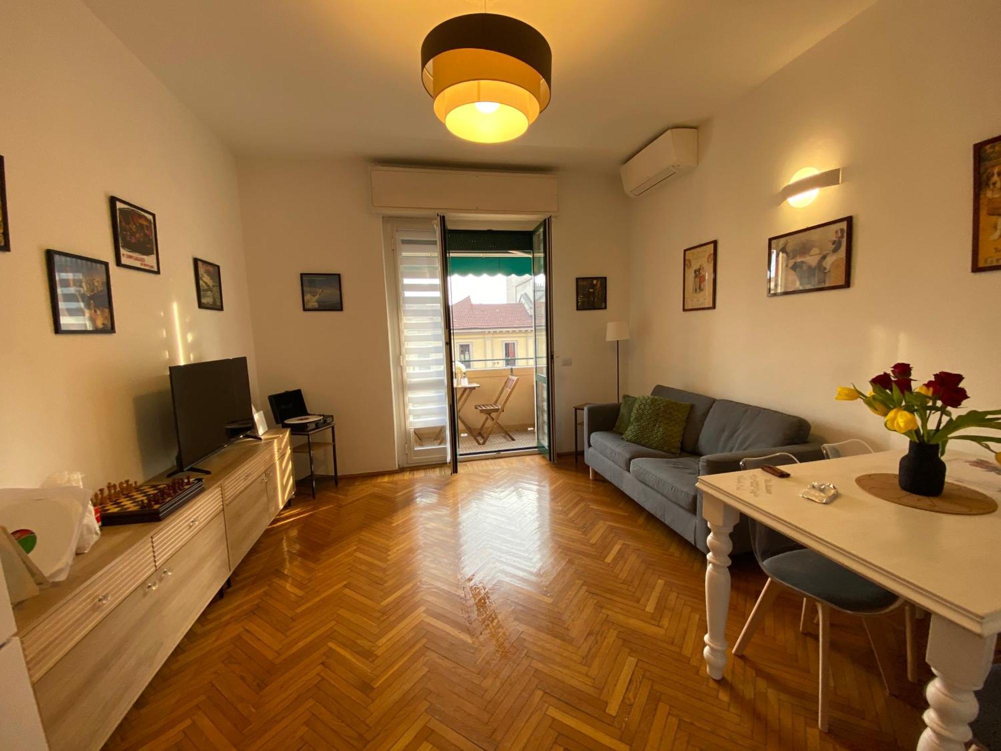 Daniela'S Spazioso Appartamento Ai Navigli 밀라노 외부 사진